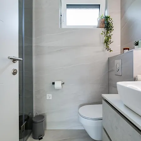 Salt Bloom 公寓 宁