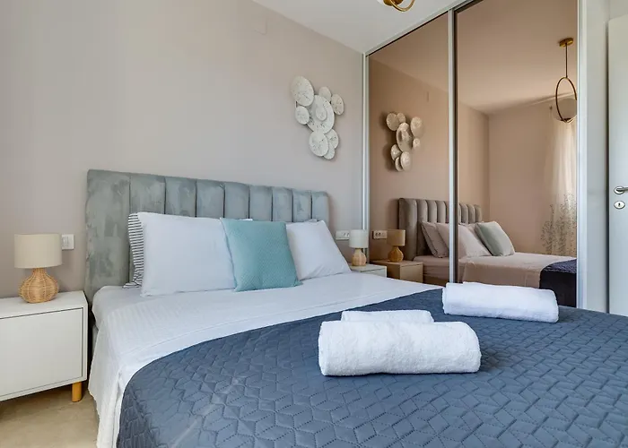 شقة Salt Bloom نين