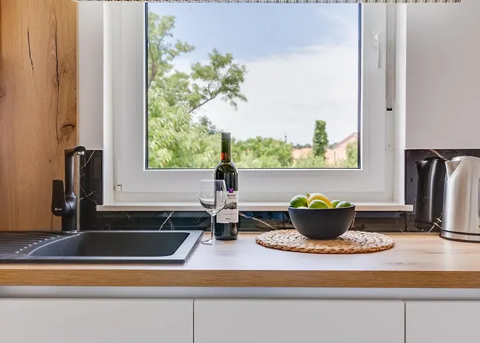 شقة Salt Bloom نين