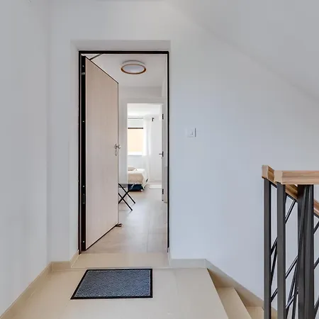 דירה Salt Bloom נין