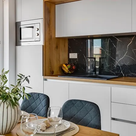 Salt Bloom דירה נין