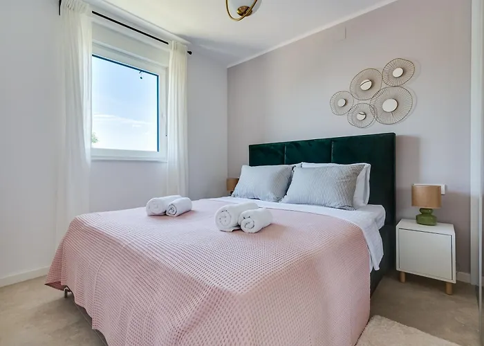 Апартаменты Salt Bloom *